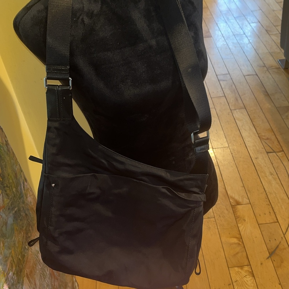 Tumi Crossbody Bag - Picture 6 of 6